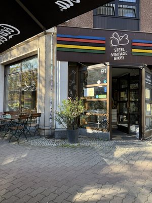 Steel Vintage Bikes Café