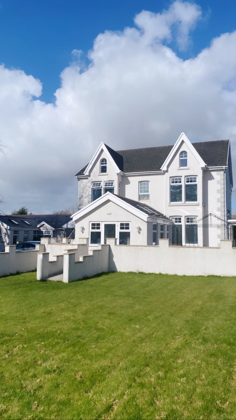 Llys Gwyn House