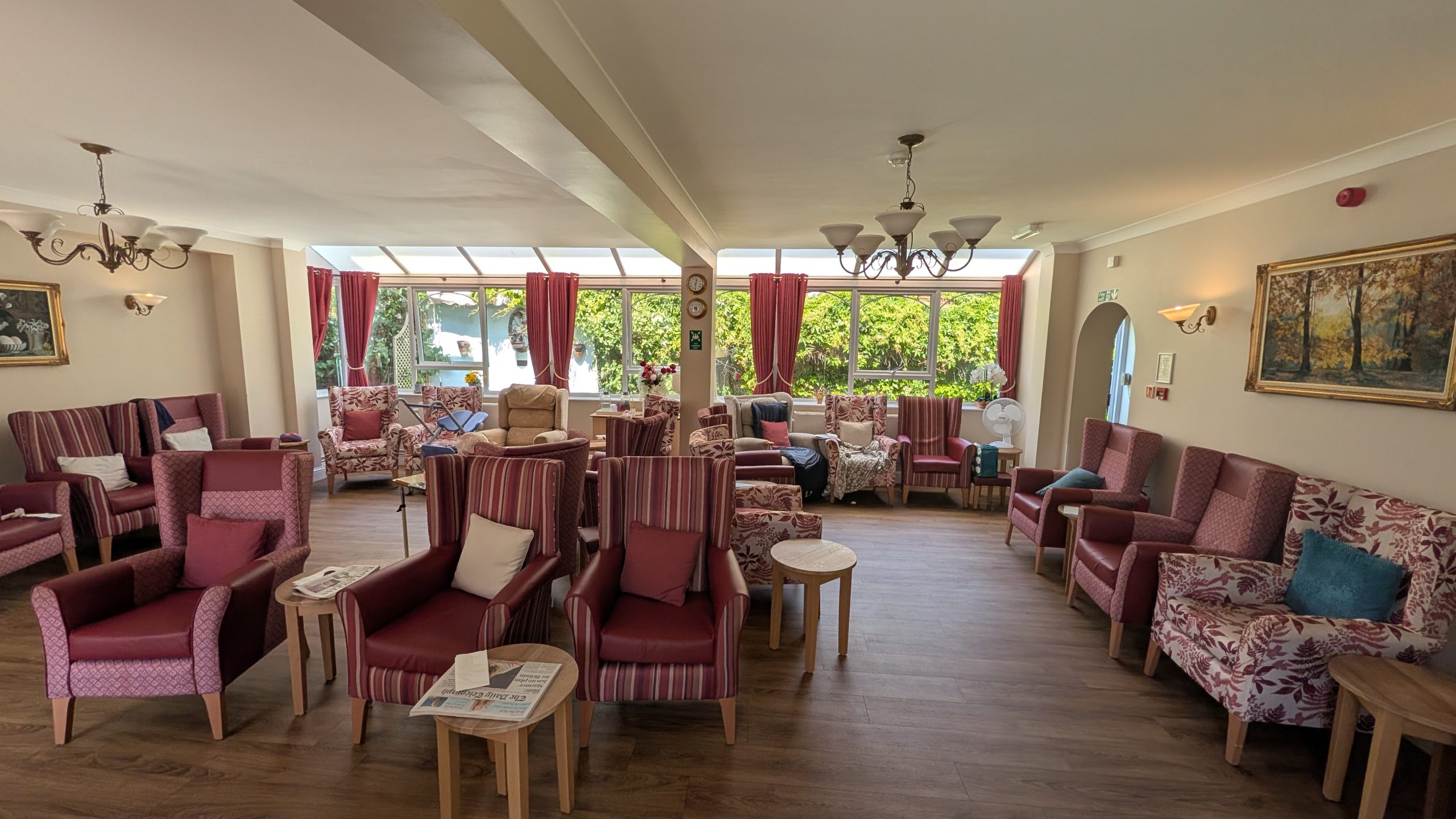 Lounge 1 full
