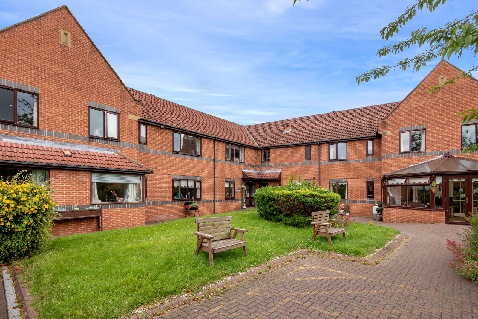 Archers Court