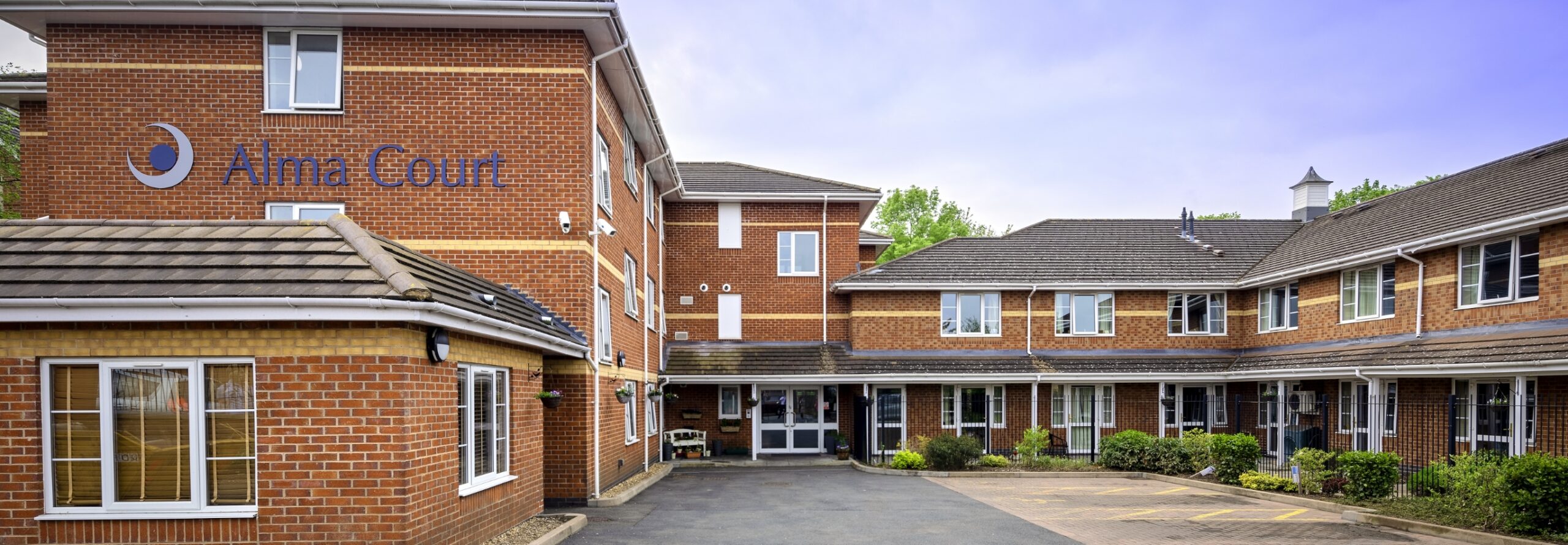 Alma Court