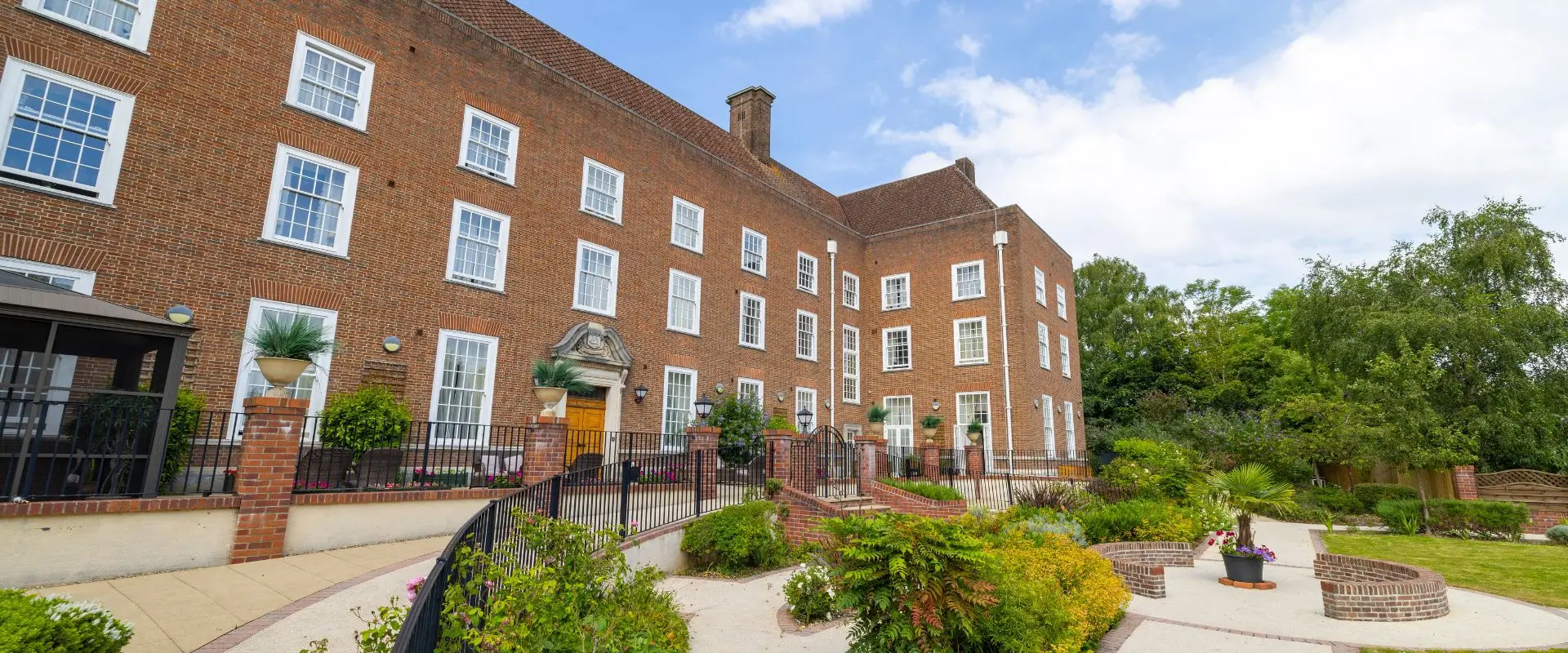 Oakhill Mansions