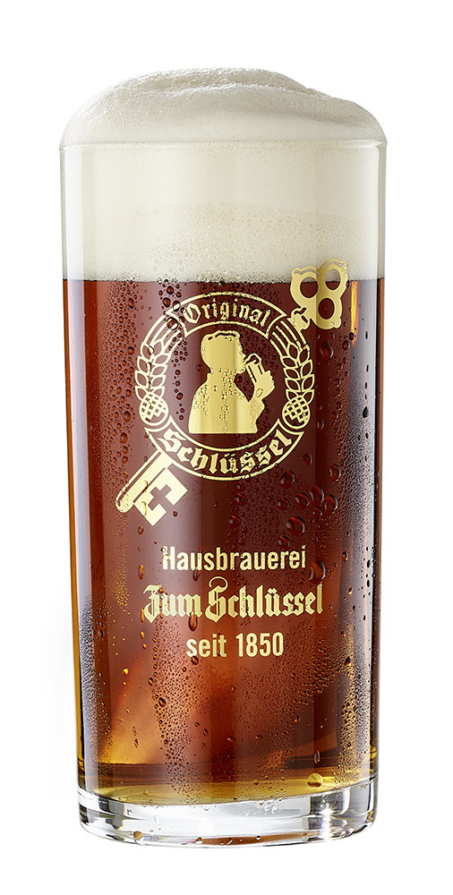 Altbierglas mit gezapftem Original Schlüssel Alt