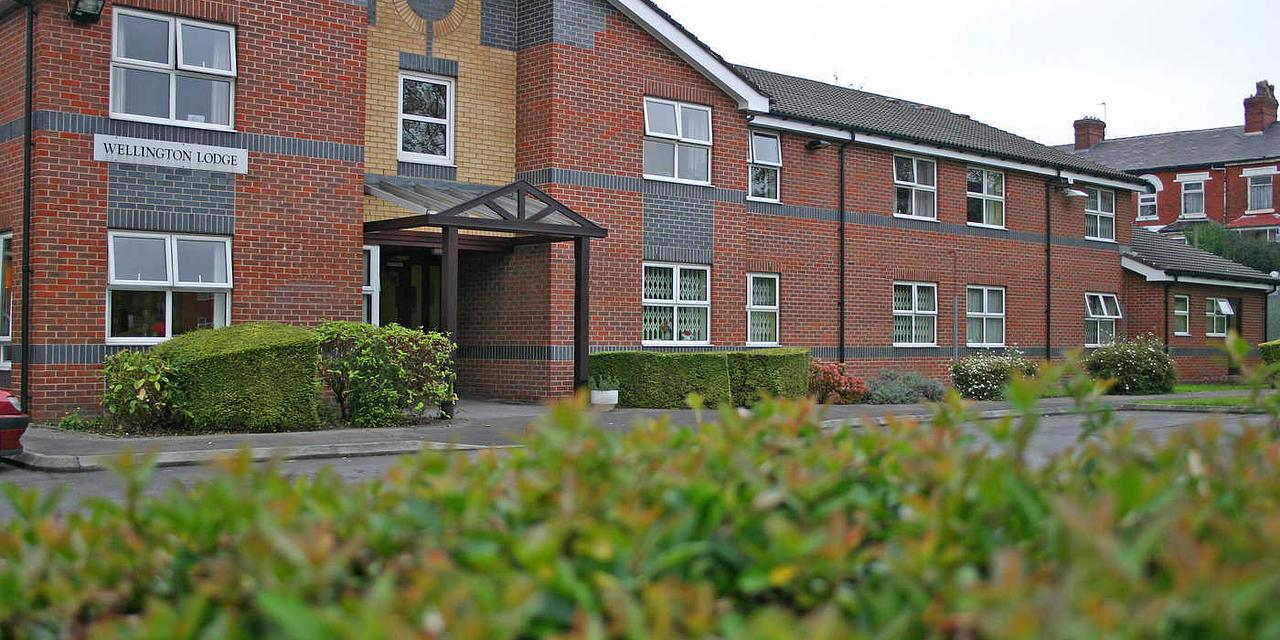 Wellington Lodge