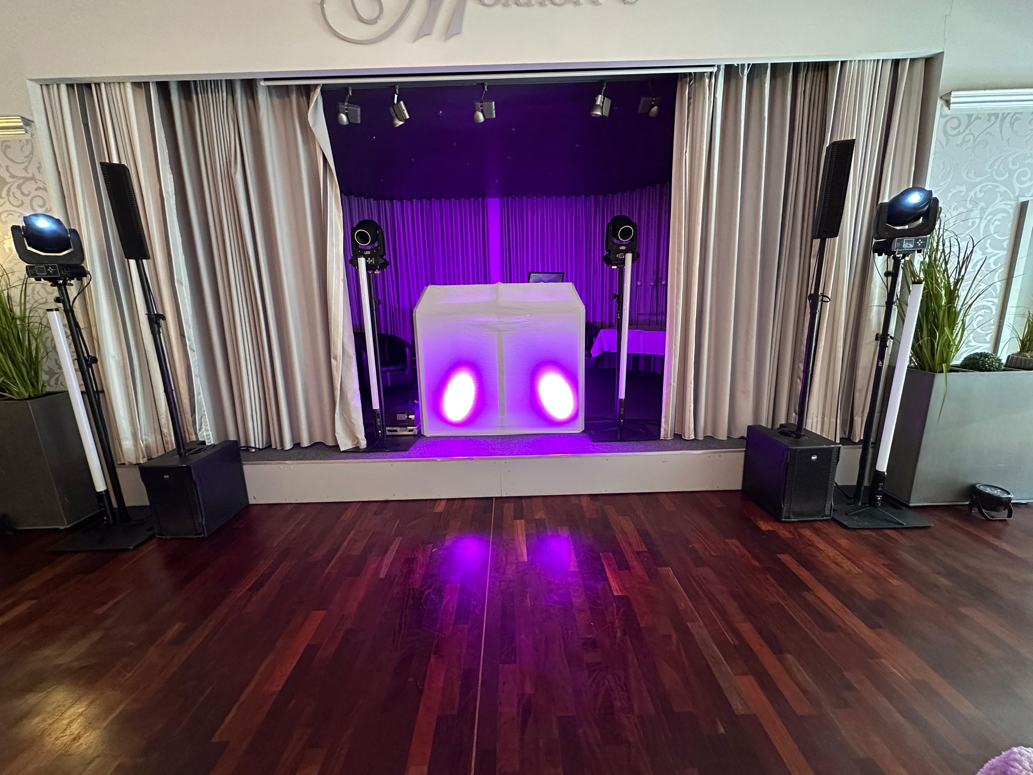 Ton &amp; Lichttechnik