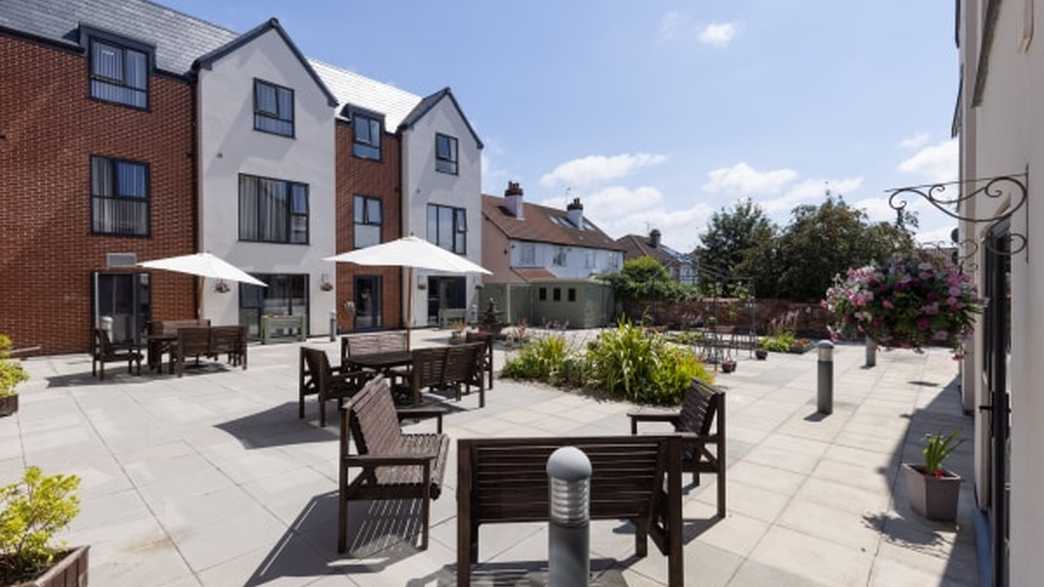 Oak Springs Care Home