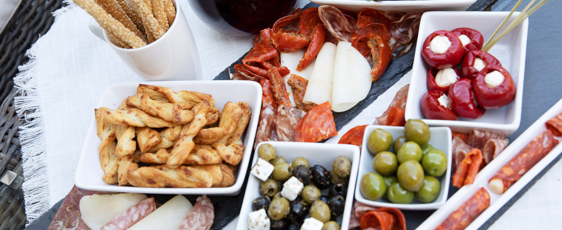 LM-Healthcare-Dining-olives-s