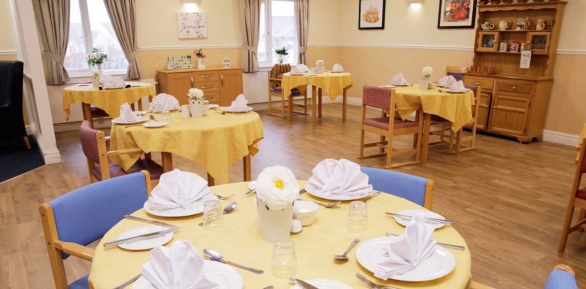 Newcarron Care Home dining