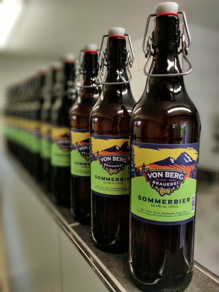 Sommerbier in der 1L Büggelflasche.